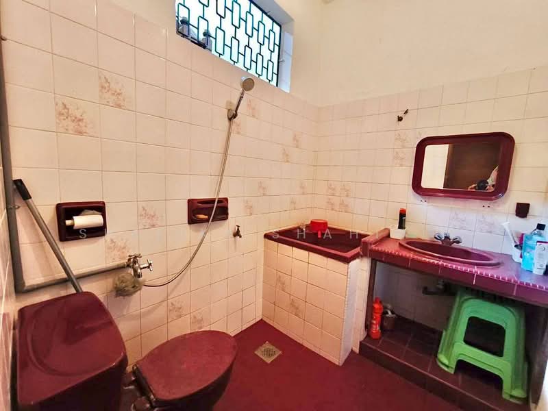 Rumah Teres 1 Tingkat untuk Dijual di Taman Tun Dr Ismail (Kuala Lumpur) - Shafika Shahidin - Bathroom - PropertyGuru.com.my