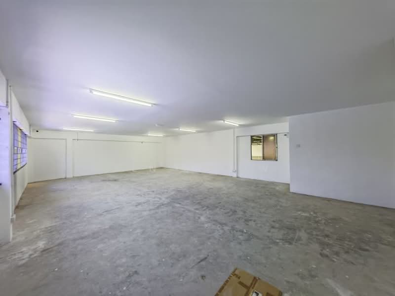 Semi-D Factory for Rent in Taman Perindustrian Cemerlang (Ulu Tiram) - Ken Cheow - Interior - PropertyGuru.com.my