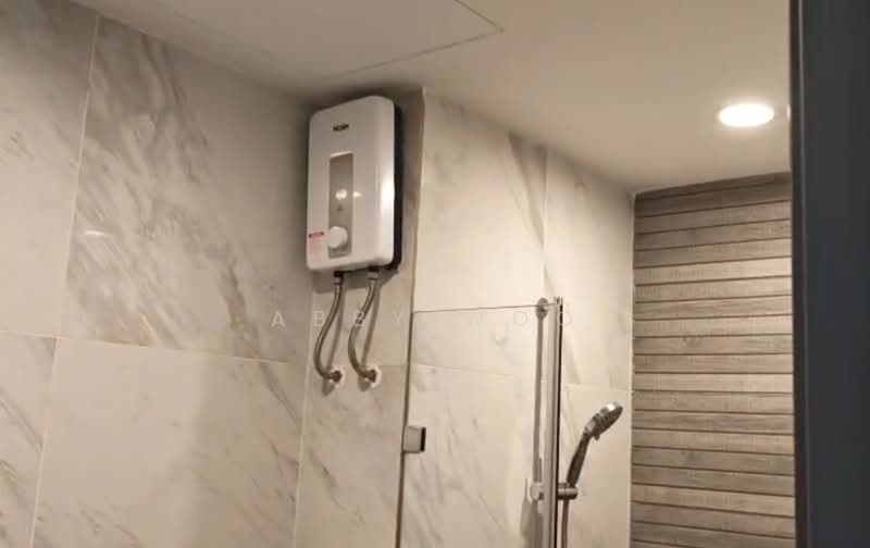Servis Apartment untuk Disewa di Emporis - Abby Woo - Bathroom - PropertyGuru.com.my