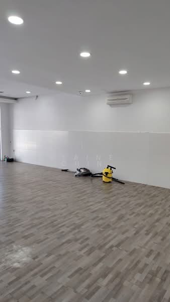 Shop for Rent in Puchong (Selangor) - Elaine Chin - Interior - PropertyGuru.com.my