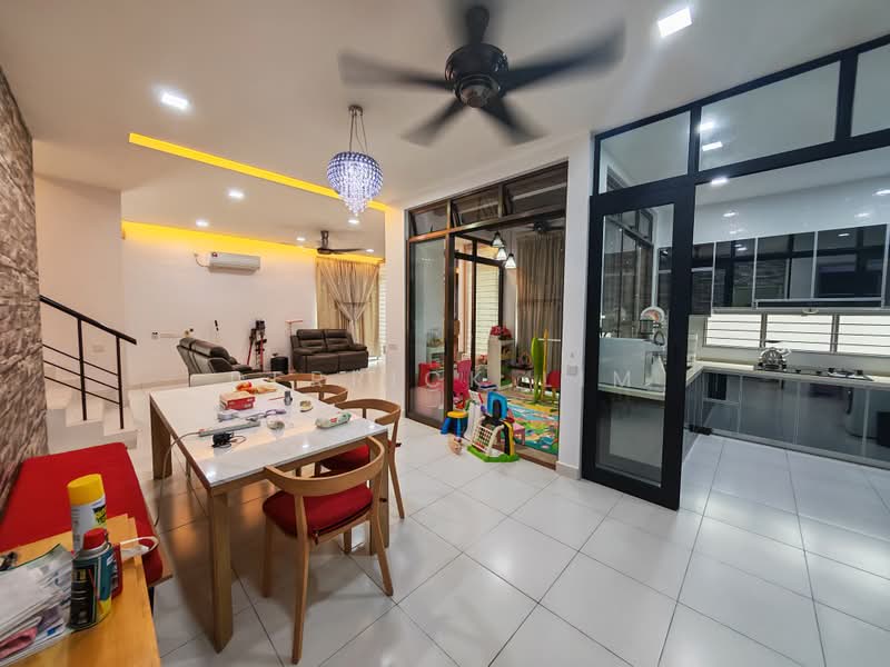 Cluster House for Sale in Setia Tropika (Johor Bahru) - Derrick Lim - PropertyGuru.com.my