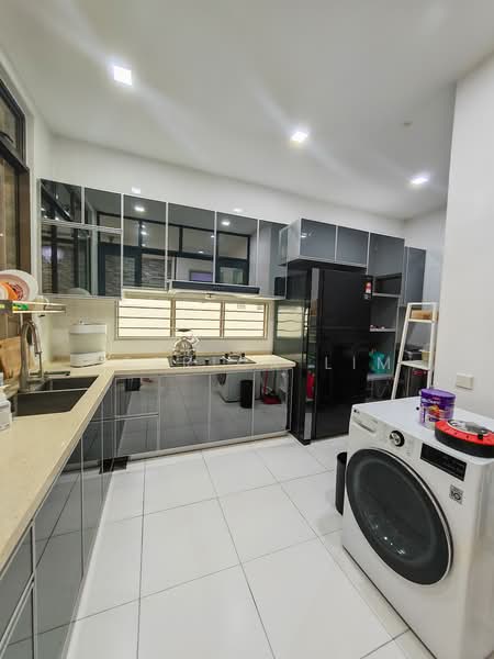 Cluster House for Sale in Setia Tropika (Johor Bahru) - Derrick Lim - PropertyGuru.com.my