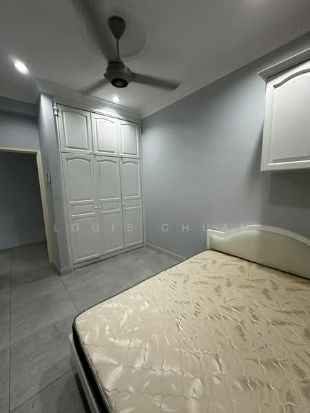 Kondominium untuk Disewa di The Brezza - Louis Chuah - Bedroom - PropertyGuru.com.my