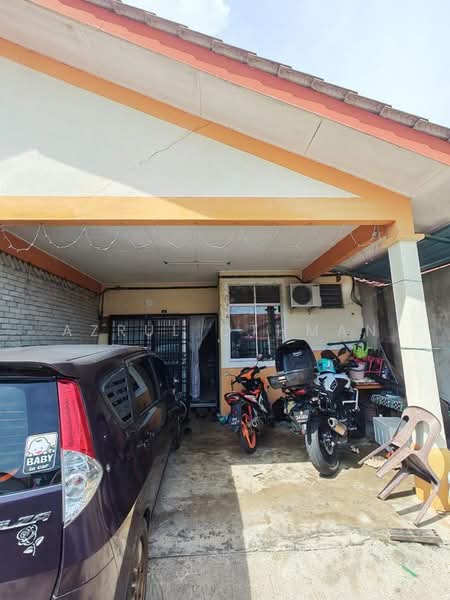 1-storey Terraced House for Sale in Taman Intan Duyung (Port Dickson) - Azrul Othman - Exterior - PropertyGuru.com.my