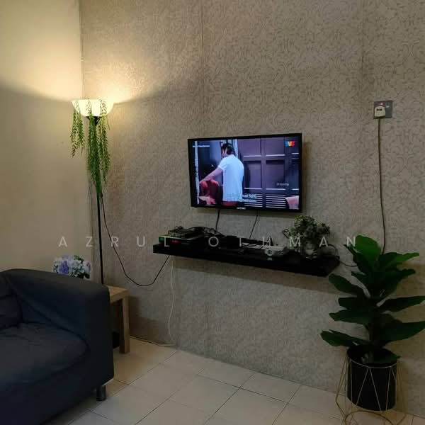 1-storey Terraced House for Sale in Taman Intan Duyung (Port Dickson) - Azrul Othman - Living Room - PropertyGuru.com.my