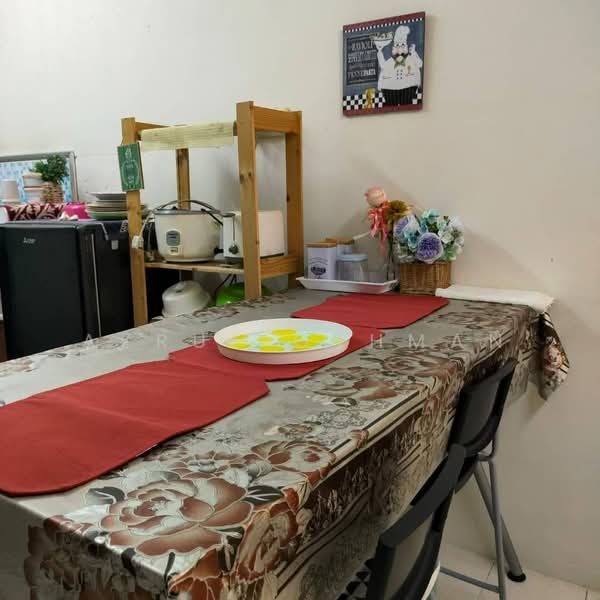1-storey Terraced House for Sale in Taman Intan Duyung (Port Dickson) - Azrul Othman - Kitchen - PropertyGuru.com.my