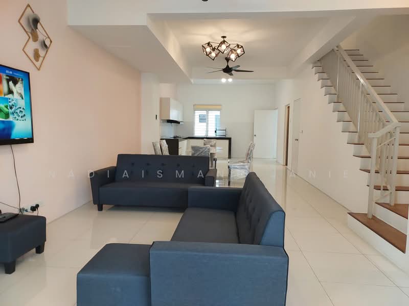 2-storey Terraced House for Rent in Dengkil (Selangor) - NadiaIsmanu Janie - Living Room - PropertyGuru.com.my