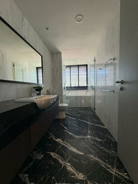 Kondominium untuk Dijual di The Landmark - Alvin Sim - Bathroom - PropertyGuru.com.my
