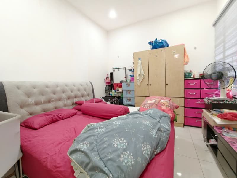 Rumah Kluster untuk Dijual di Setia Tropika (Johor Bahru) - Michele Sylvester - Bedroom - PropertyGuru.com.my