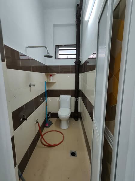 Rumah Teres 2 Tingkat untuk Dijual di Taman Sempadan (Nibong Tebal) - Aswad . - Bathroom - PropertyGuru.com.my