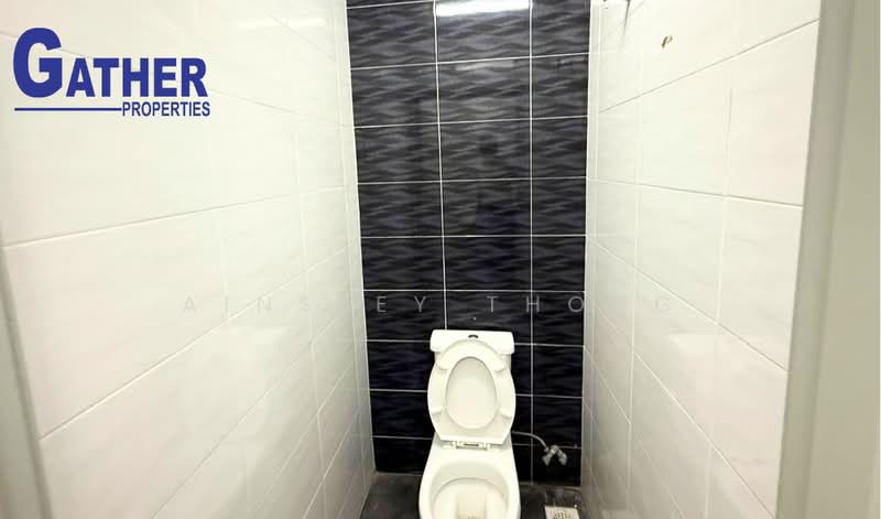 Shop / Office for Rent in Ipoh (Perak) - Ainsley Thong - Bathroom - PropertyGuru.com.my