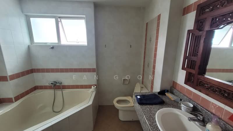 Kondominium untuk Dijual di Sutramas Luxury Condominium - Ean Goon - Bathroom - PropertyGuru.com.my