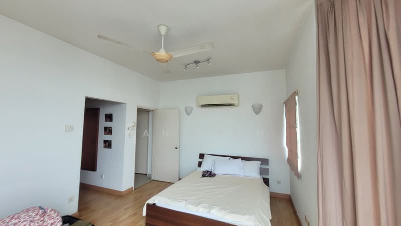 Kondominium untuk Dijual di Sutramas Luxury Condominium - Ean Goon - Bedroom - PropertyGuru.com.my