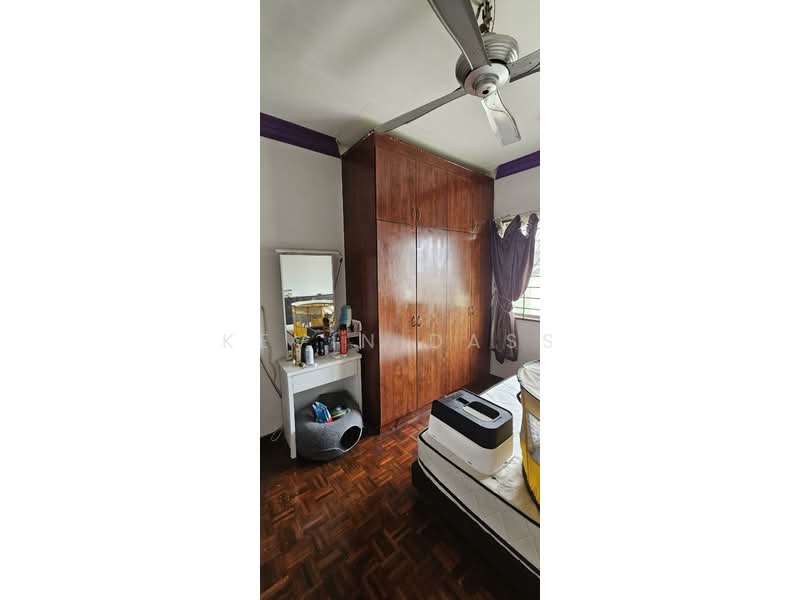 Pangsapuri untuk Dijual di Pangsapuri Saraka - Kevin Dass - Bedroom - PropertyGuru.com.my