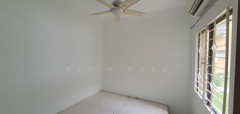 Pangsapuri untuk Dijual di Pangsapuri Saraka - Kevin Dass - Bedroom - PropertyGuru.com.my