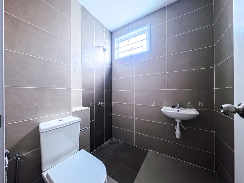 2-storey Terraced House for Sale in Kajang (Selangor) - Nor Azdlin Adnan - PropertyGuru.com.my