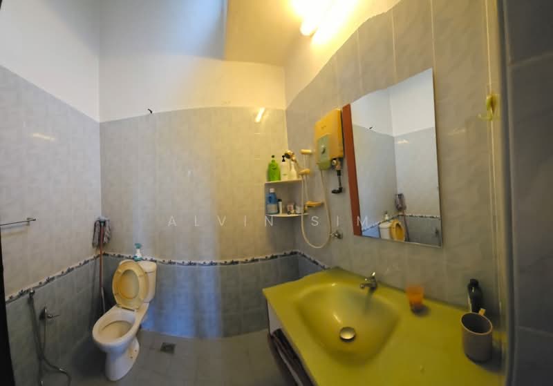 Rumah Teres 2 Tingkat untuk Dijual di Sungai Dua (Penang) - Alvin Sim - PropertyGuru.com.my