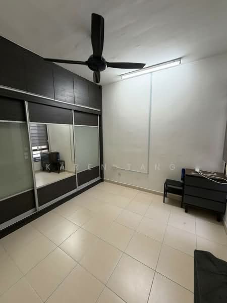 Rumah Bandar untuk Disewa di Taman Balakong Jaya (Balakong) - Karen Tang - Bedroom - PropertyGuru.com.my