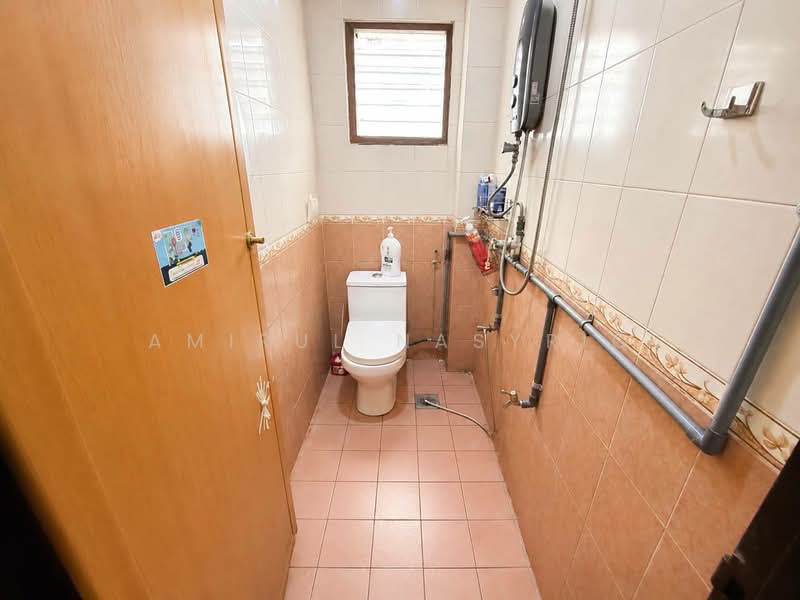 Rumah Teres 2 Tingkat untuk Dijual di Shah Alam (Selangor) - Amirul Nasyriq - Bathroom - PropertyGuru.com.my