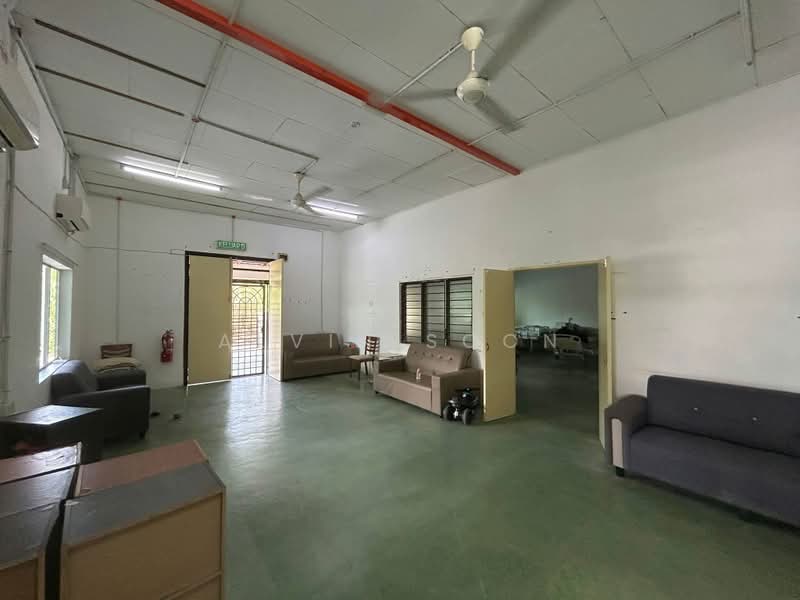 Gudang untuk Disewa di Tanjung Rambutan (Hulu Kinta) - Alvin Soon - Living Room - PropertyGuru.com.my