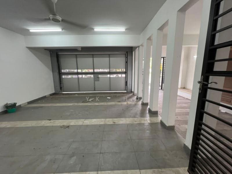 3-storey Terraced House for Sale in Taman Melawati (Ulu Kelang) - YK. Ho - Entrance - PropertyGuru.com.my