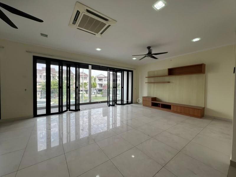 3-storey Terraced House for Sale in Taman Melawati (Ulu Kelang) - YK. Ho - Living Room - PropertyGuru.com.my
