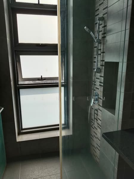 Kondominium untuk Disewa di The Robertson - See Nee Lim - Bathroom - PropertyGuru.com.my