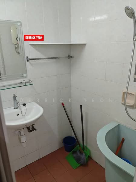 Condominium for Rent at Taman Desa Relau 2 - Derrick Yeoh - Bathroom - PropertyGuru.com.my