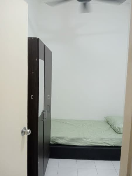 2-storey Terraced House for Rent in Usj 6 (Subang Jaya) - Eddy Chin - Bedroom - PropertyGuru.com.my
