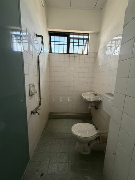 Shop / Office for Rent in Taman Tampoi Utama (Johor Bahru) - Loh Lee Peng - PropertyGuru.com.my