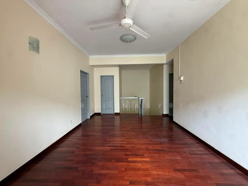 Rumah Berkembar untuk Dijual di Presint 15 (Putrajaya) - Amirul Nasyriq - Living Room - PropertyGuru.com.my