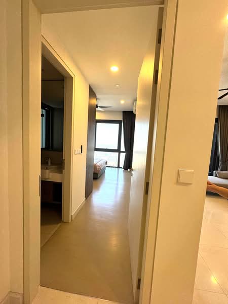 Servis Apartment untuk Disewa di ViiA Residences - Kew . - Corridor - PropertyGuru.com.my