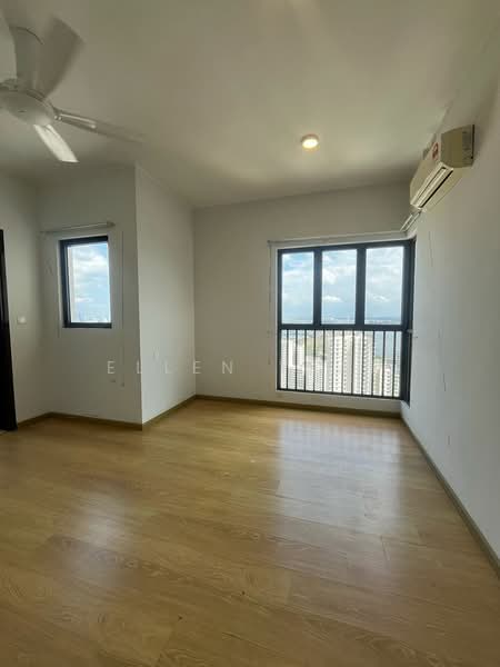 Condominium for Sale at Royal Strand @ Country Garden Danga Bay - Ellen Yeap - Interior - PropertyGuru.com.my
