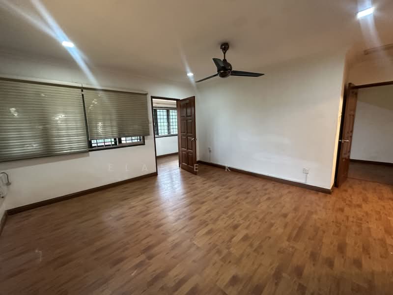 2-storey Terraced House for Sale in Taman Bukit Desa (Taman Desa) - Elaine Kow - PropertyGuru.com.my