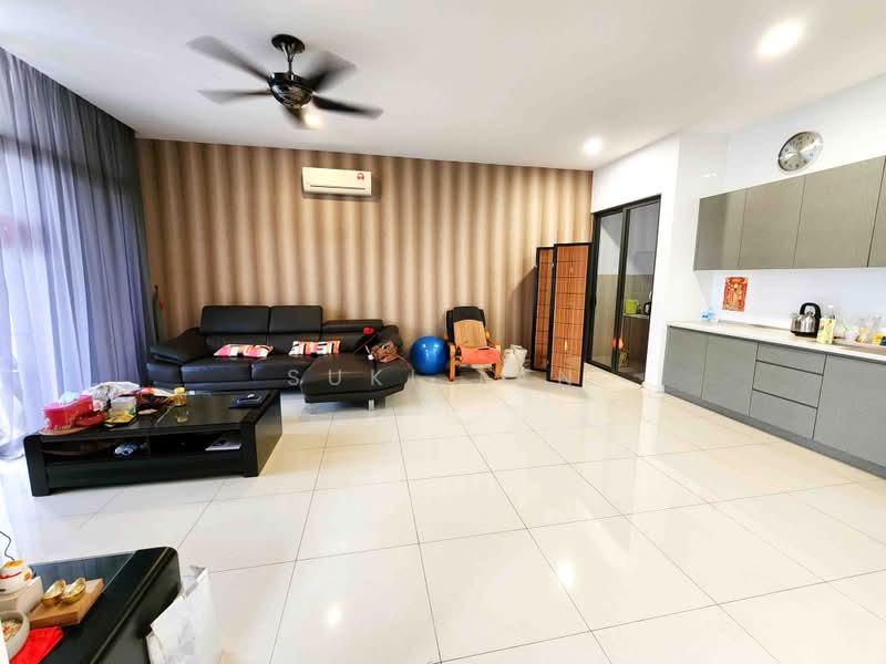 Rumah Teres 3 Tingkat untuk Dijual di Lake Fields (Sungai Besi) - Suki Tan - Living Room - PropertyGuru.com.my