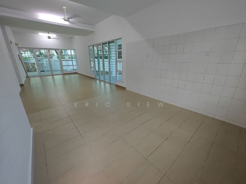 1-storey Terraced House for Sale in Alam Nusantara (Setia Alam) - ERIC SIEW - Living Room - PropertyGuru.com.my