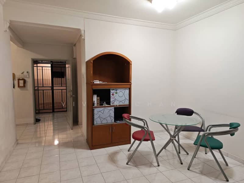 Apartment for Rent at Parkview Towers - Vivian Chan - Living Room - PropertyGuru.com.my