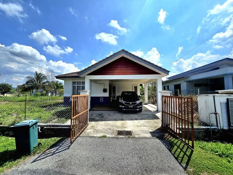 Rumah Banglo untuk Dijual di Bandar Tasik Senangin (Lenggeng) - Fauzan bin Sahrom - PropertyGuru.com.my