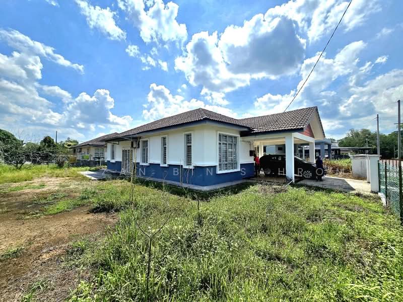 Rumah Banglo untuk Dijual di Bandar Tasik Senangin (Lenggeng) - Fauzan bin Sahrom - PropertyGuru.com.my