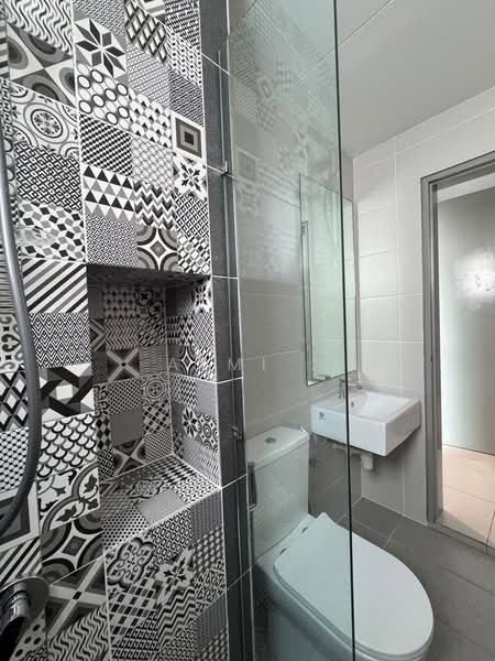 Service Residence for Sale at Alinea Suites - Azmi . - PropertyGuru.com.my