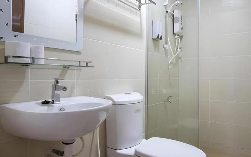 Shop / Office for Sale in Taman Masai Utama (Masai) - Steve Tey - Bathroom - PropertyGuru.com.my
