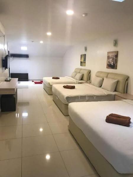 Shop / Office for Sale in Taman Masai Utama (Masai) - Steve Tey - Bedroom - PropertyGuru.com.my