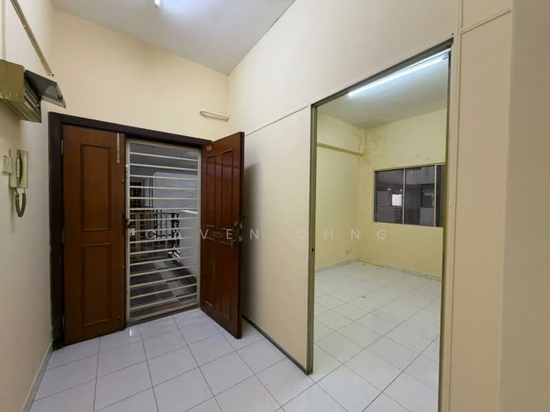 Kondominium untuk Dijual di The Pearl (Pearl Point) - Caven Chng - Entrance - PropertyGuru.com.my