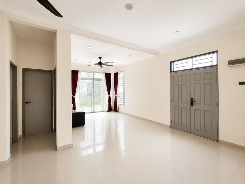 2-storey Terraced House for Sale in Taman Kasa Heights (Alor Gajah) - N. Melisa - Living Room - PropertyGuru.com.my