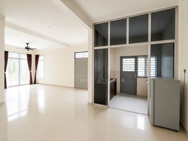 2-storey Terraced House for Sale in Taman Kasa Heights (Alor Gajah) - N. Melisa - Living Room - PropertyGuru.com.my