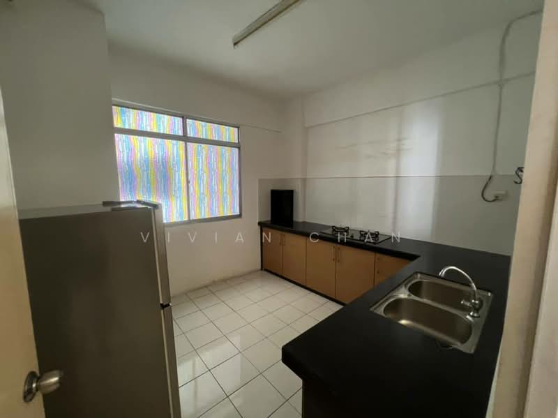Condominium for Rent at Putra Place Condominium - Vivian Chan - Kitchen - PropertyGuru.com.my