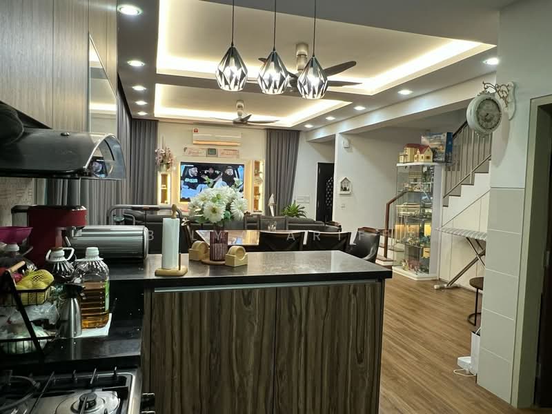 2-storey Terraced House for Sale in Denai Alam (Shah Alam) - BILYA ARIFF - Living Room - PropertyGuru.com.my