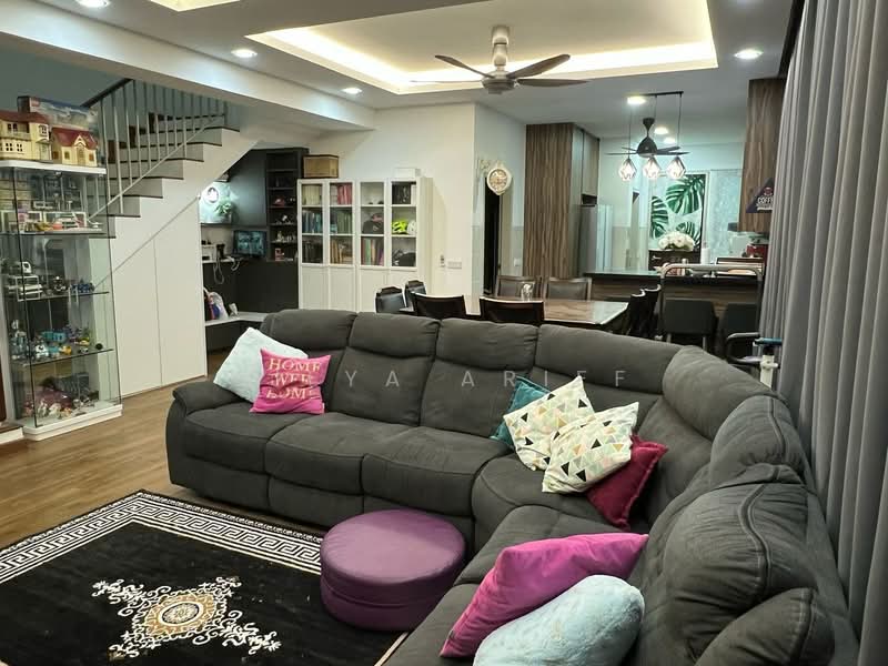 2-storey Terraced House for Sale in Denai Alam (Shah Alam) - BILYA ARIFF - Living Room - PropertyGuru.com.my