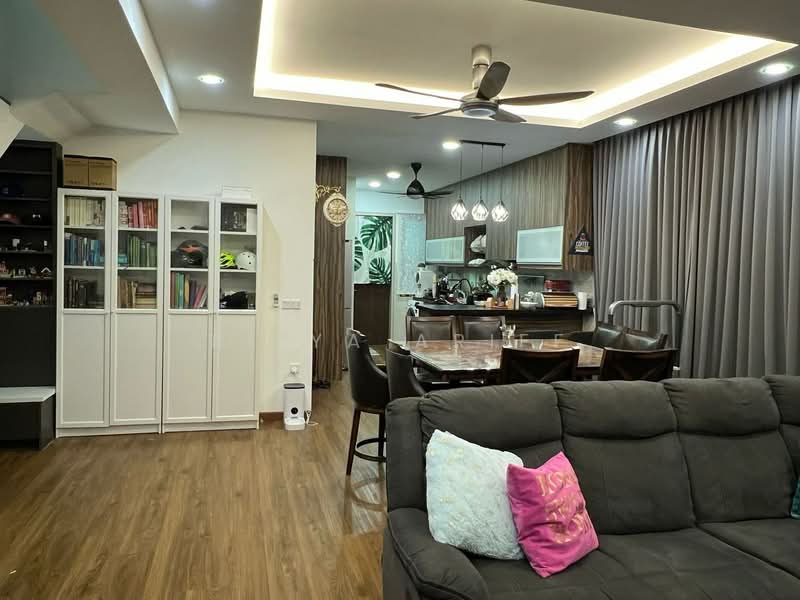 2-storey Terraced House for Sale in Denai Alam (Shah Alam) - BILYA ARIFF - Living Room - PropertyGuru.com.my