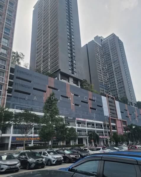 Servis Apartment untuk Disewa di Emporis - Jayden Chik - PropertyGuru.com.my
